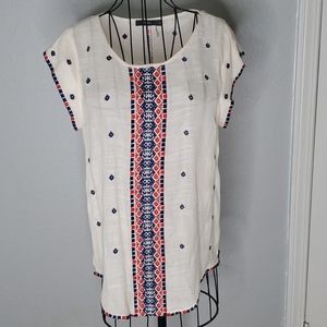 Cute embroidery top